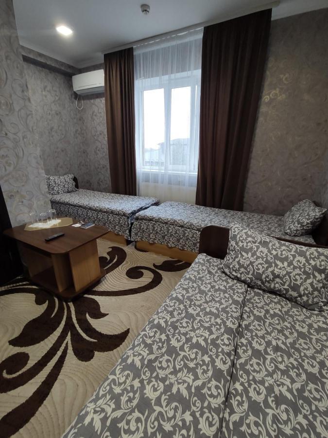 Karavan Hotel Bila Krynytsya  Esterno foto
