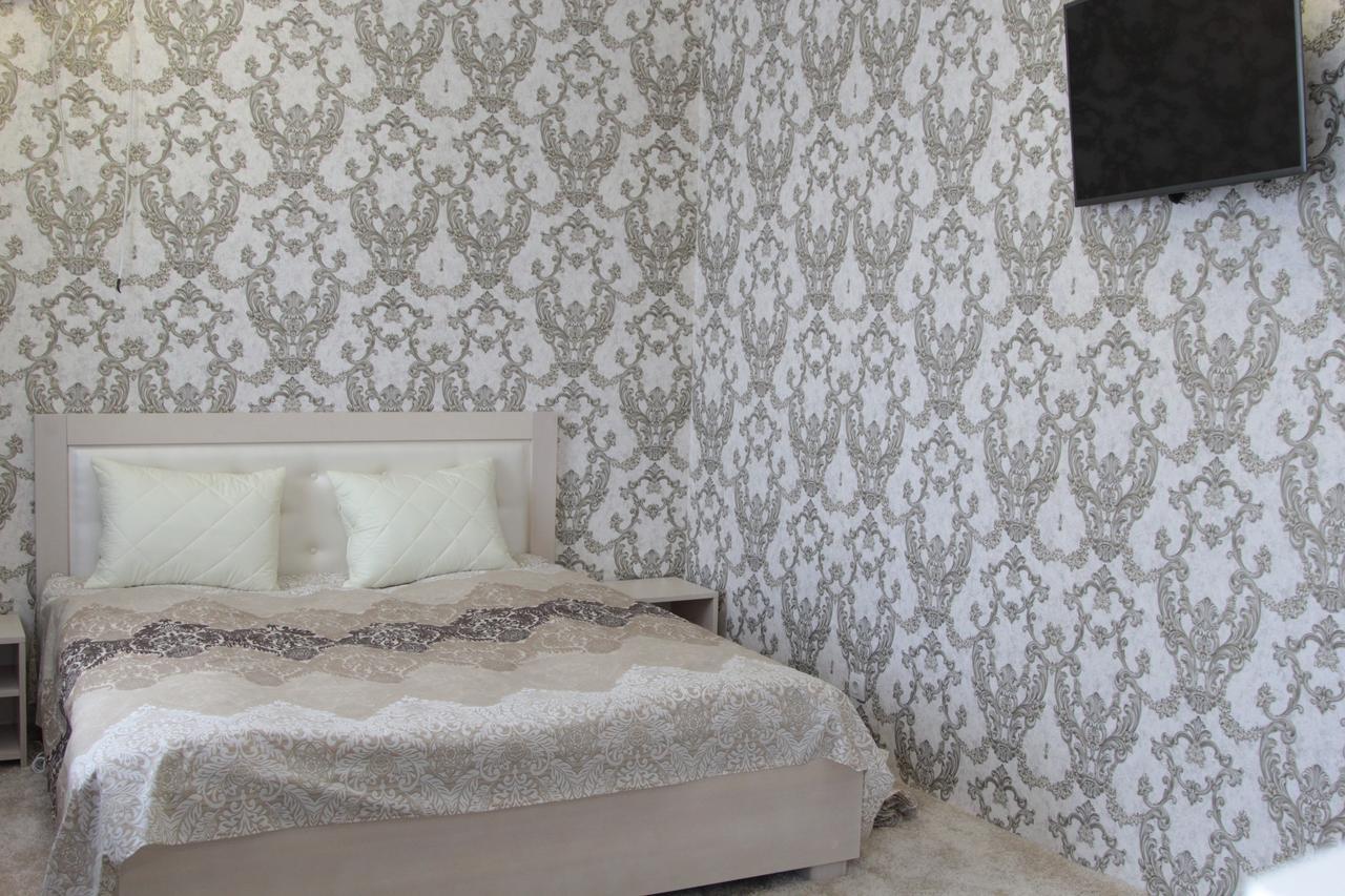 Karavan Hotel Bila Krynytsya  Esterno foto