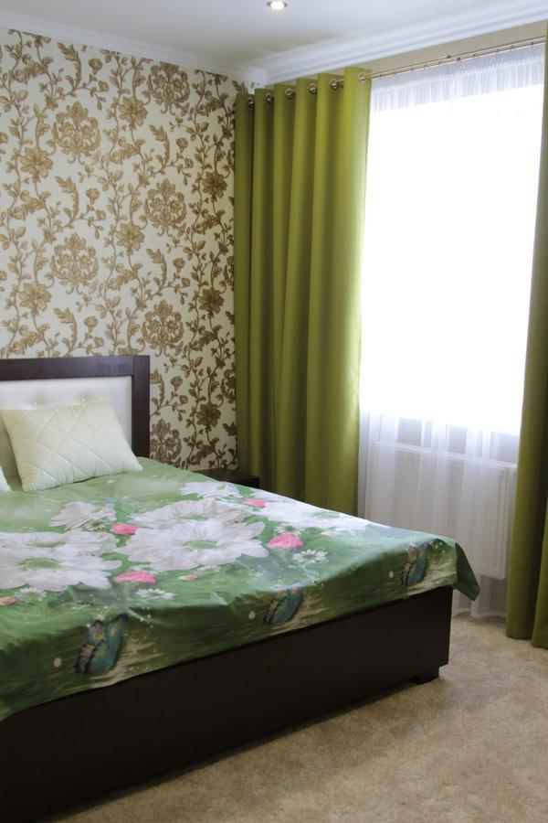 Karavan Hotel Bila Krynytsya  Esterno foto