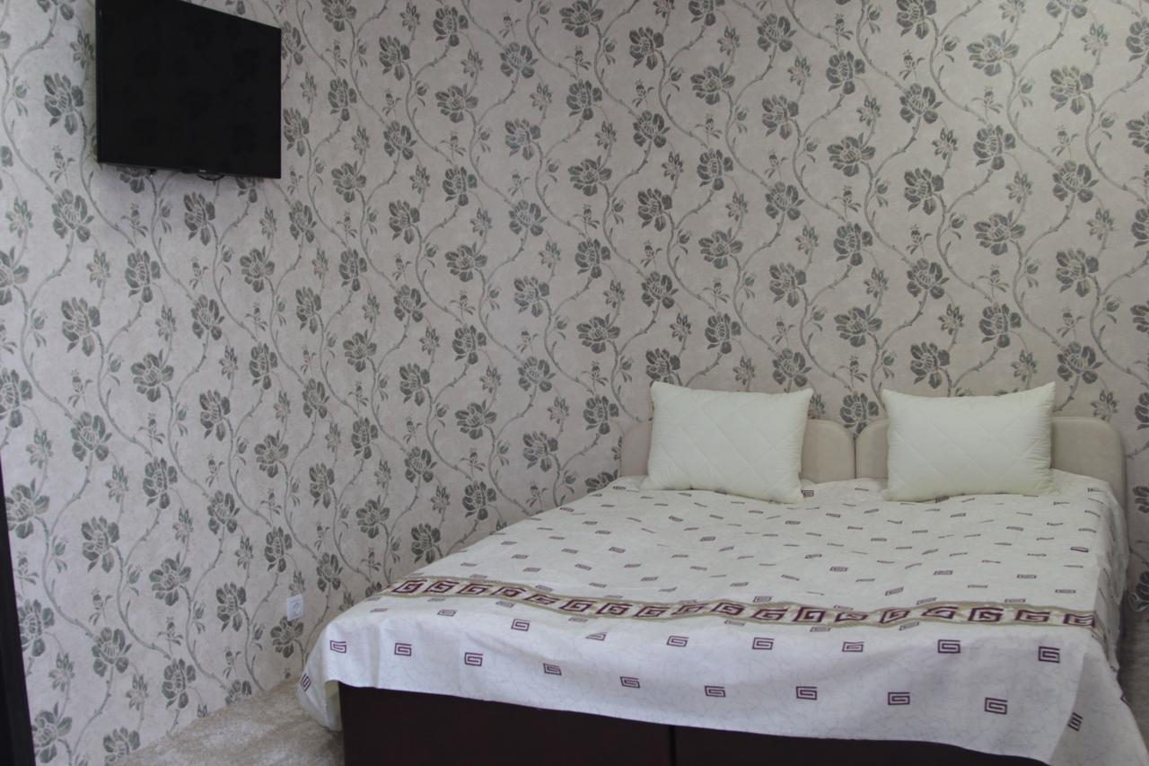 Karavan Hotel Bila Krynytsya  Esterno foto