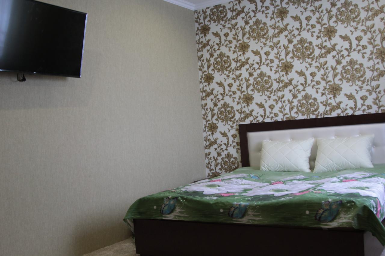 Karavan Hotel Bila Krynytsya  Esterno foto