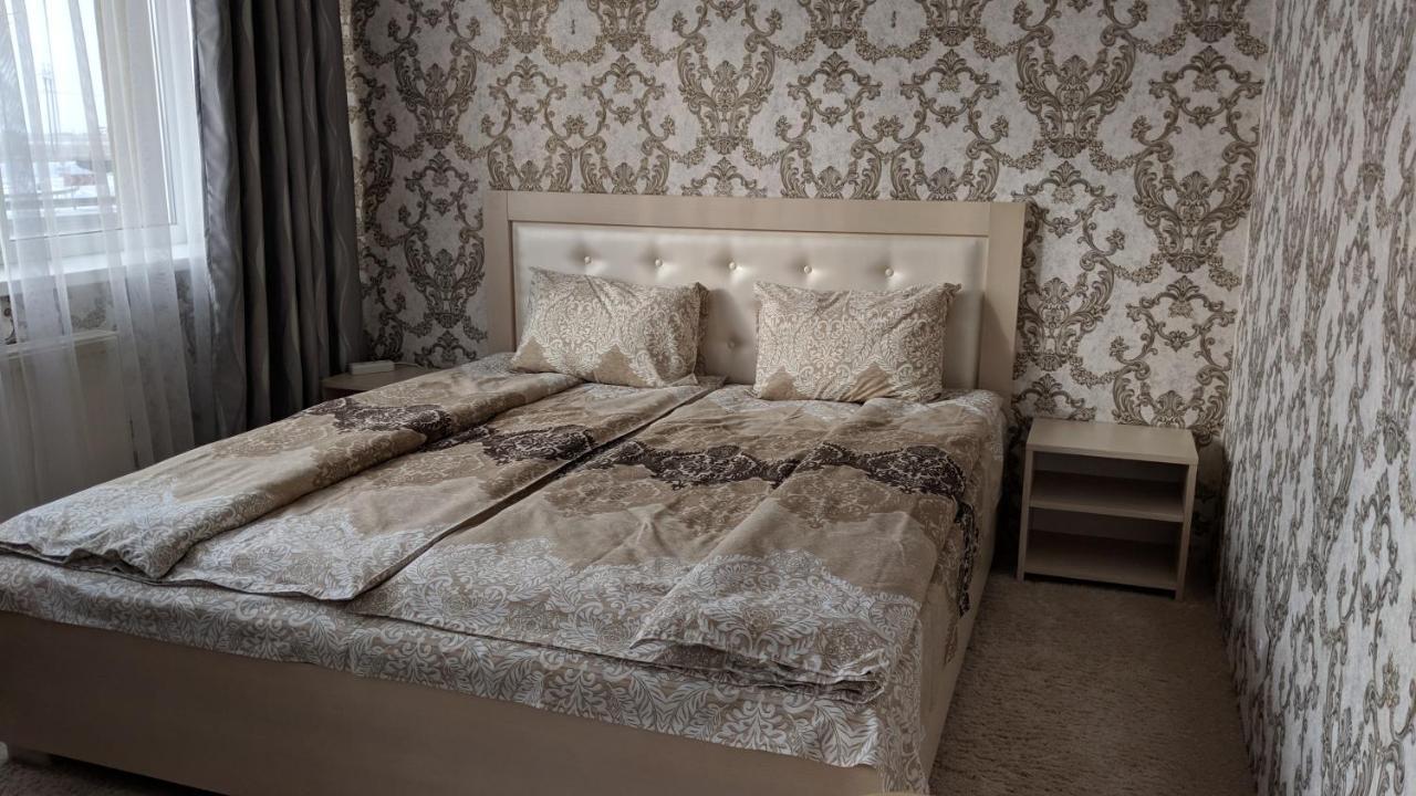 Karavan Hotel Bila Krynytsya  Esterno foto