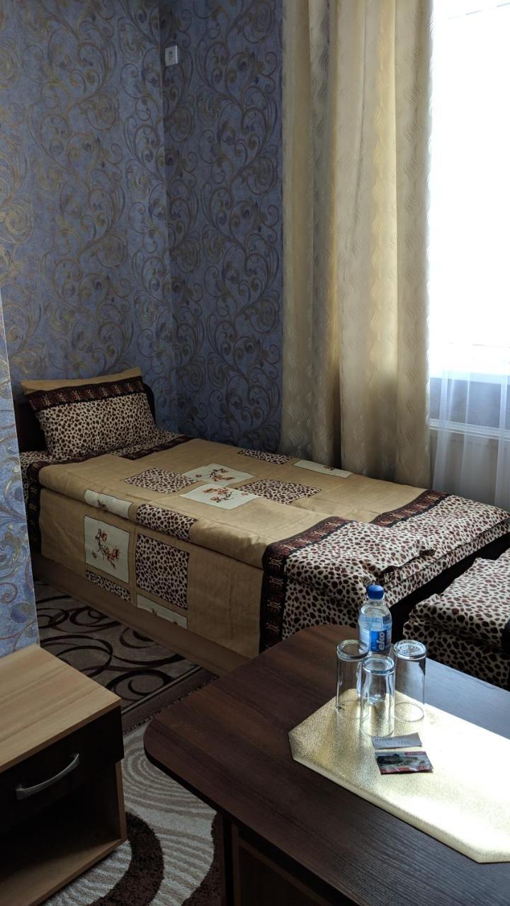 Karavan Hotel Bila Krynytsya  Esterno foto