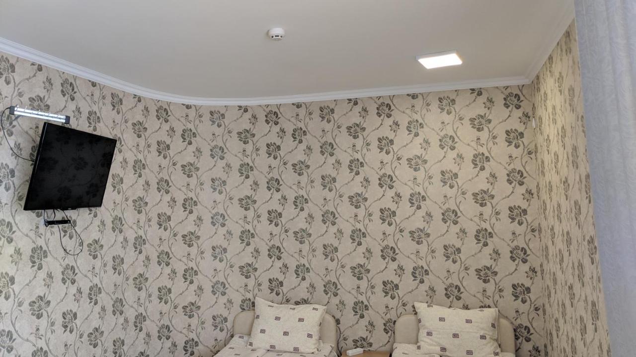 Karavan Hotel Bila Krynytsya  Esterno foto