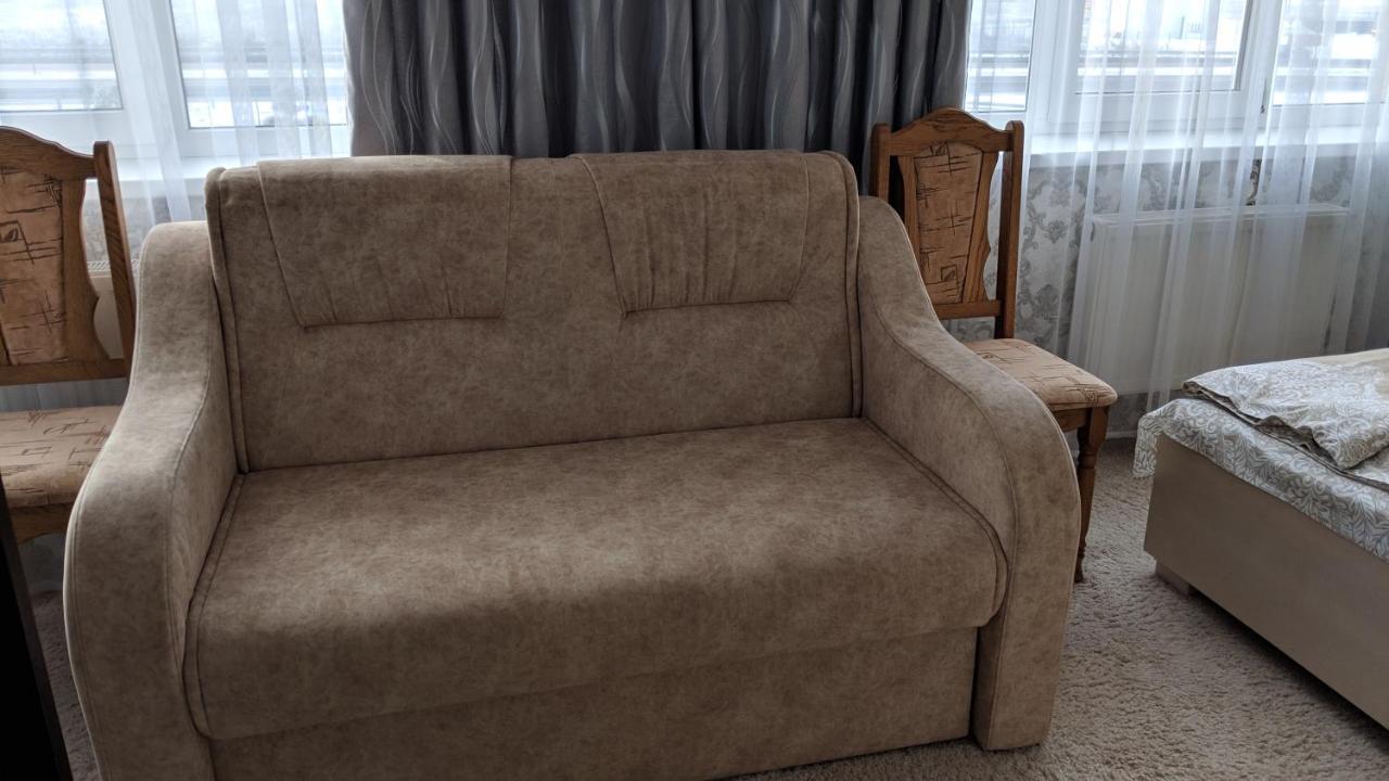 Karavan Hotel Bila Krynytsya  Esterno foto