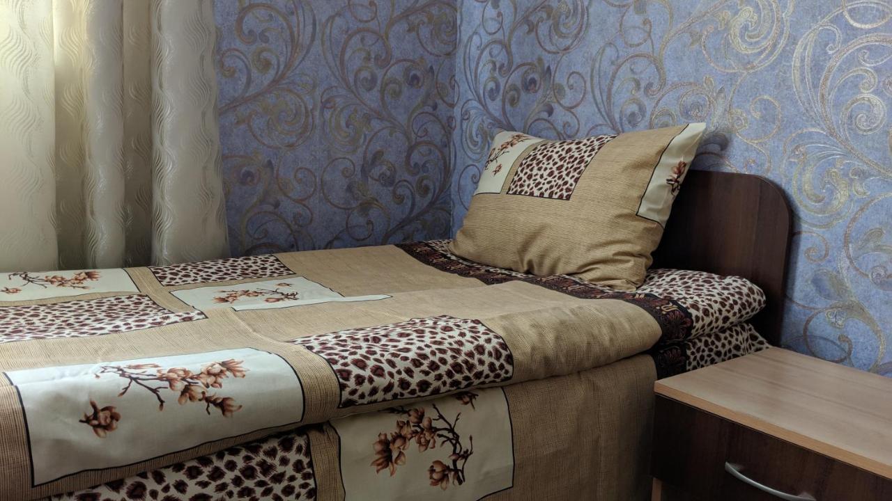 Karavan Hotel Bila Krynytsya  Esterno foto