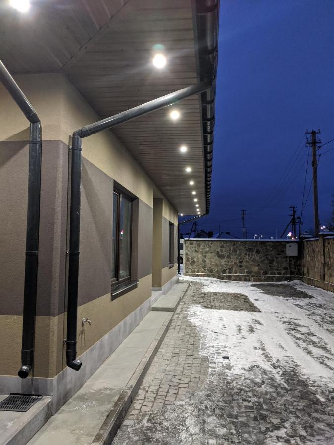 Karavan Hotel Bila Krynytsya  Esterno foto